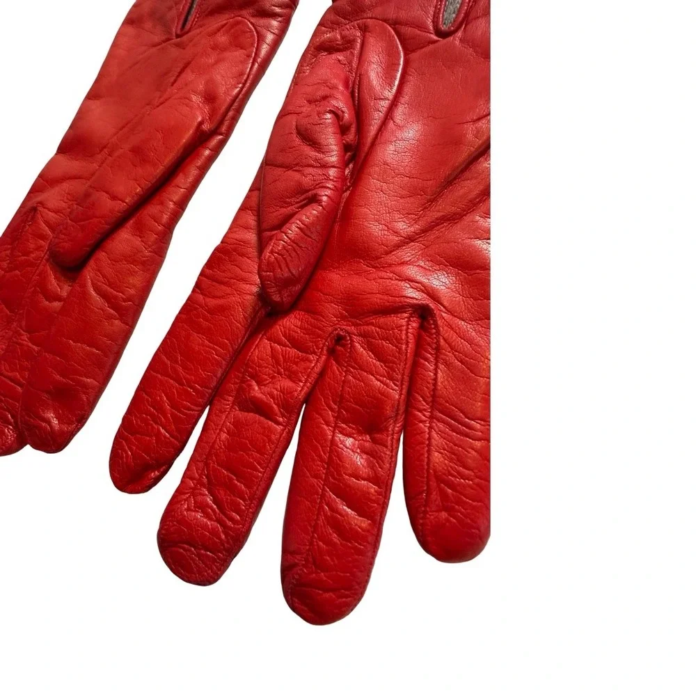 Sermoneta Red Leather Cashmere Lined Gloves Gold Chain Detail Size 7.5 Italy